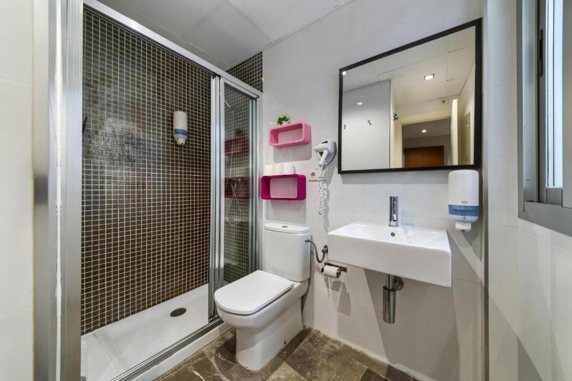 Apartamento En Casco Historico Con Terraza Comunitaria Y Parking Opcional Granada Exterior photo