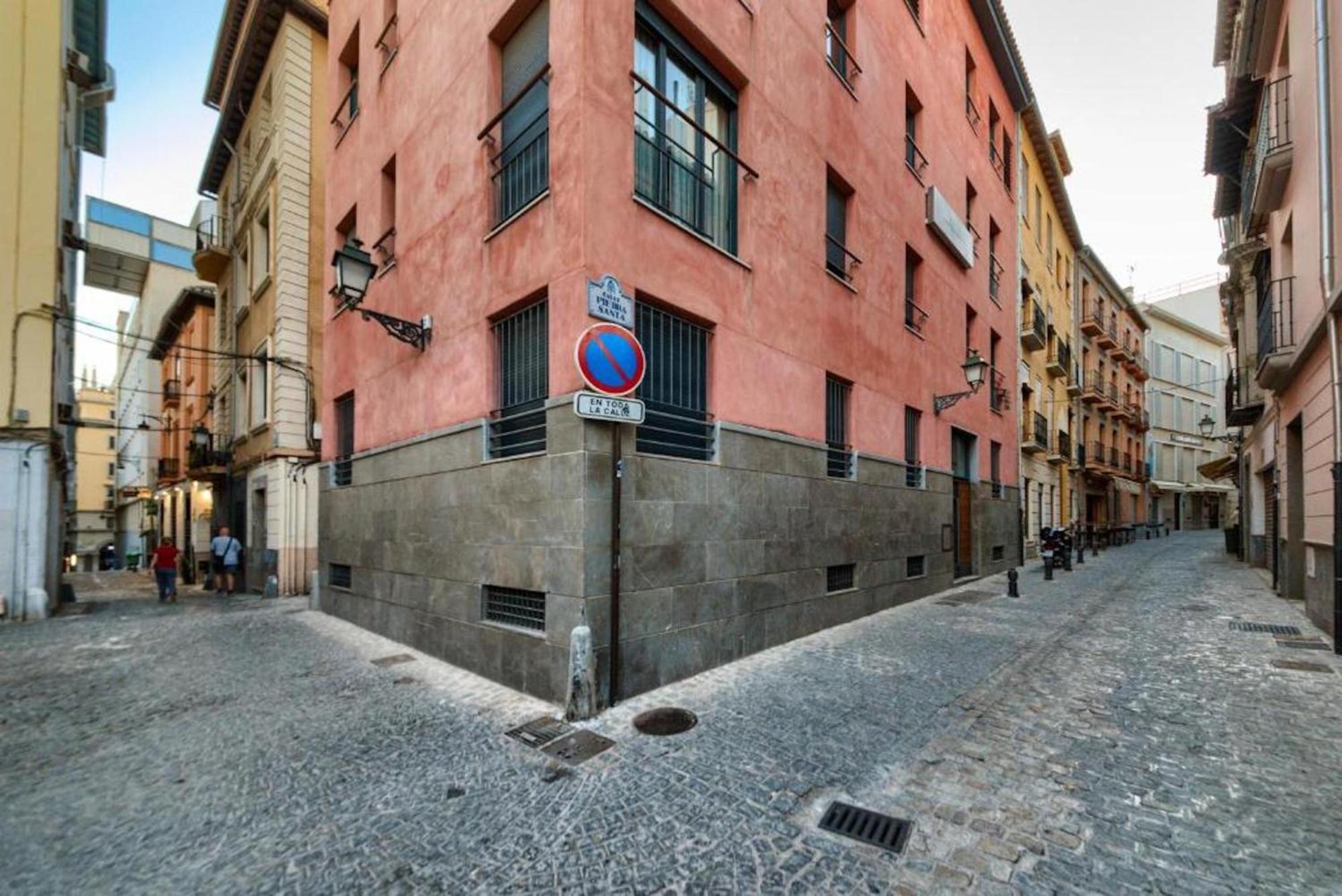 Apartamento En Casco Historico Con Terraza Comunitaria Y Parking Opcional Granada Exterior photo