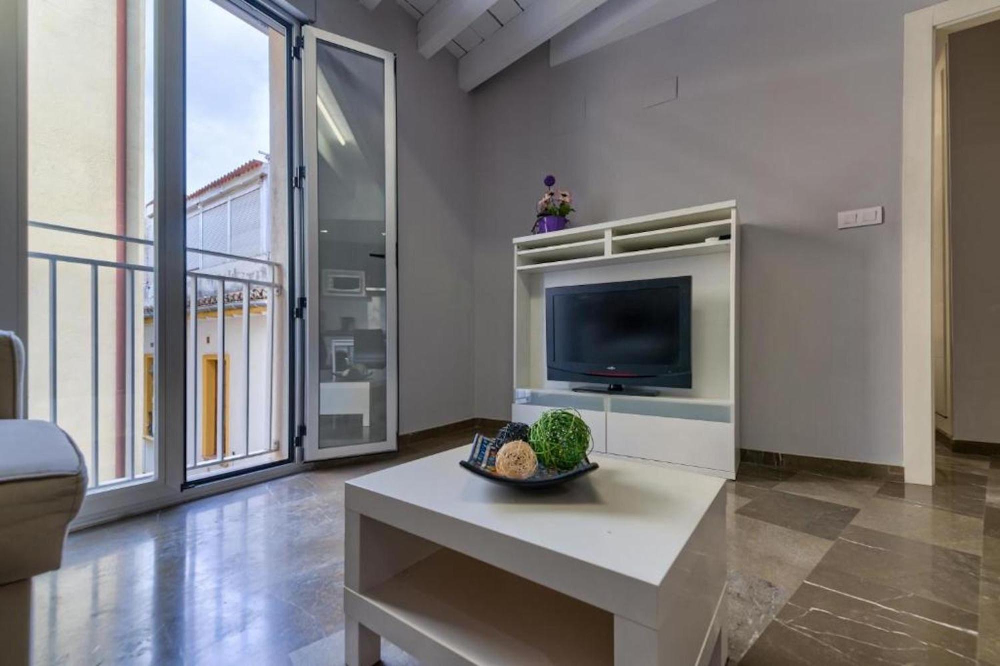 Apartamento En Casco Historico Con Terraza Comunitaria Y Parking Opcional Granada Exterior photo