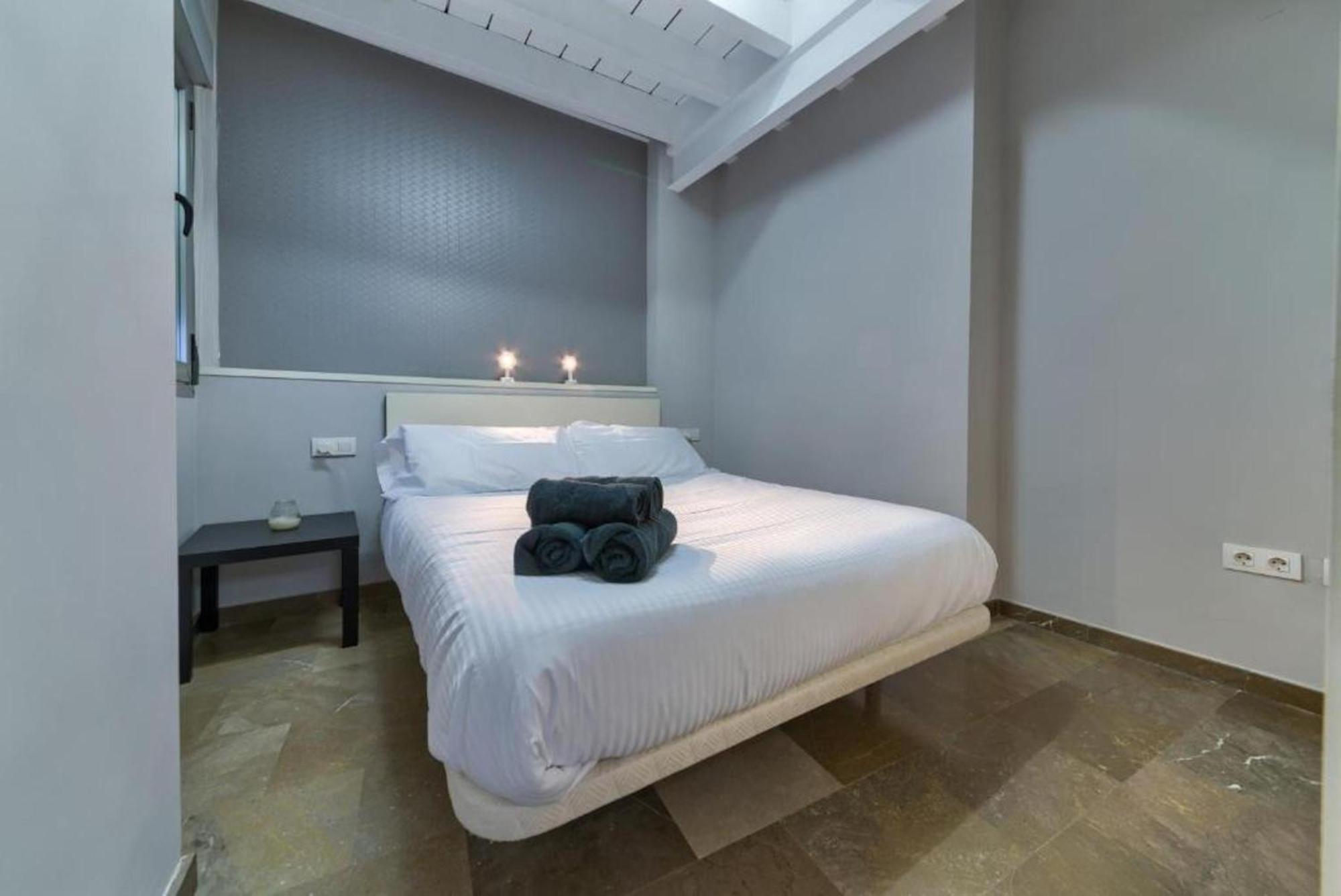 Apartamento En Casco Historico Con Terraza Comunitaria Y Parking Opcional Granada Exterior photo