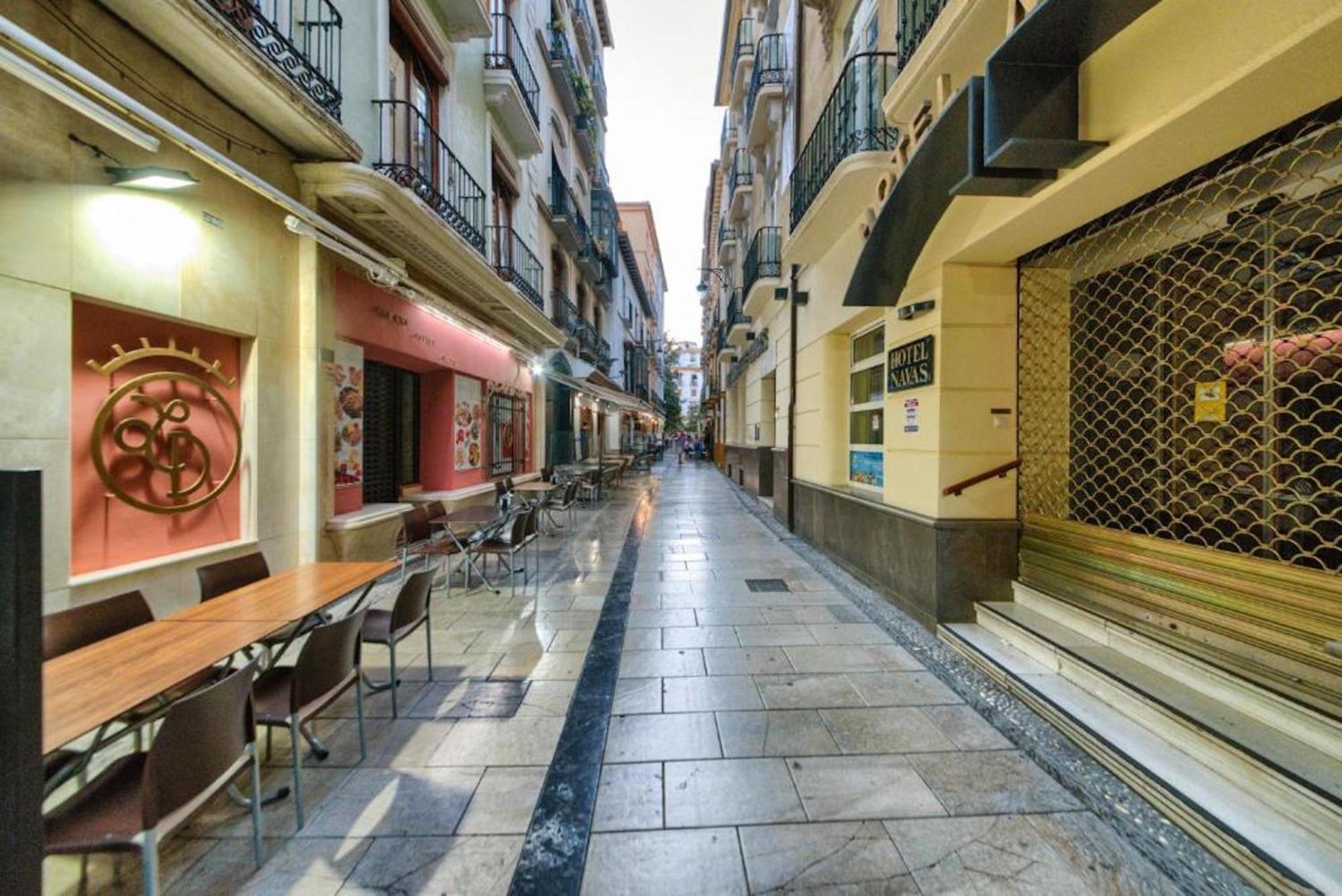 Apartamento En Casco Historico Con Terraza Comunitaria Y Parking Opcional Granada Exterior photo