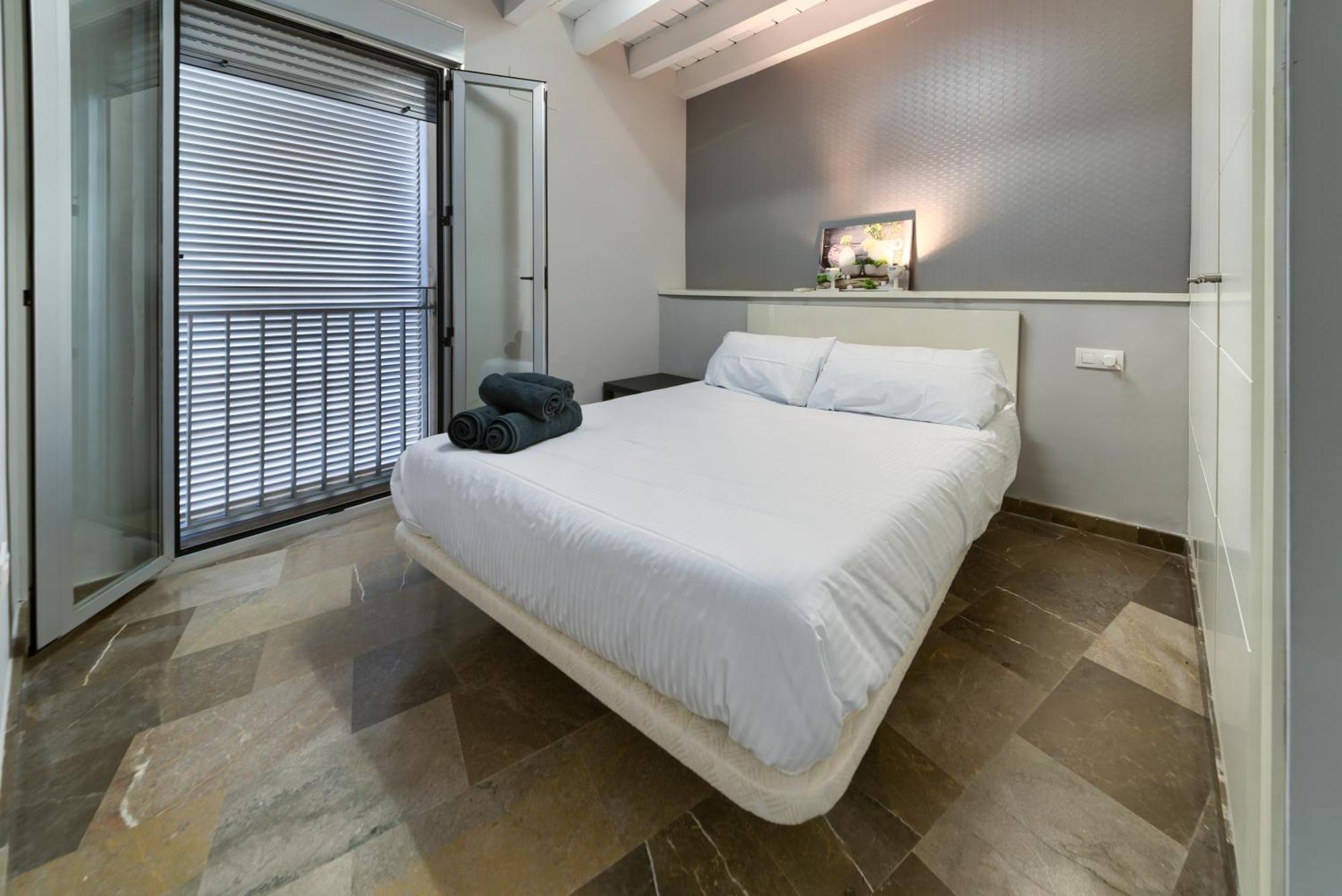 Apartamento En Casco Historico Con Terraza Comunitaria Y Parking Opcional Granada Exterior photo